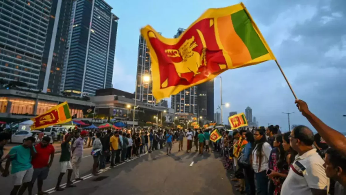 People in Sri Lanka protesting
