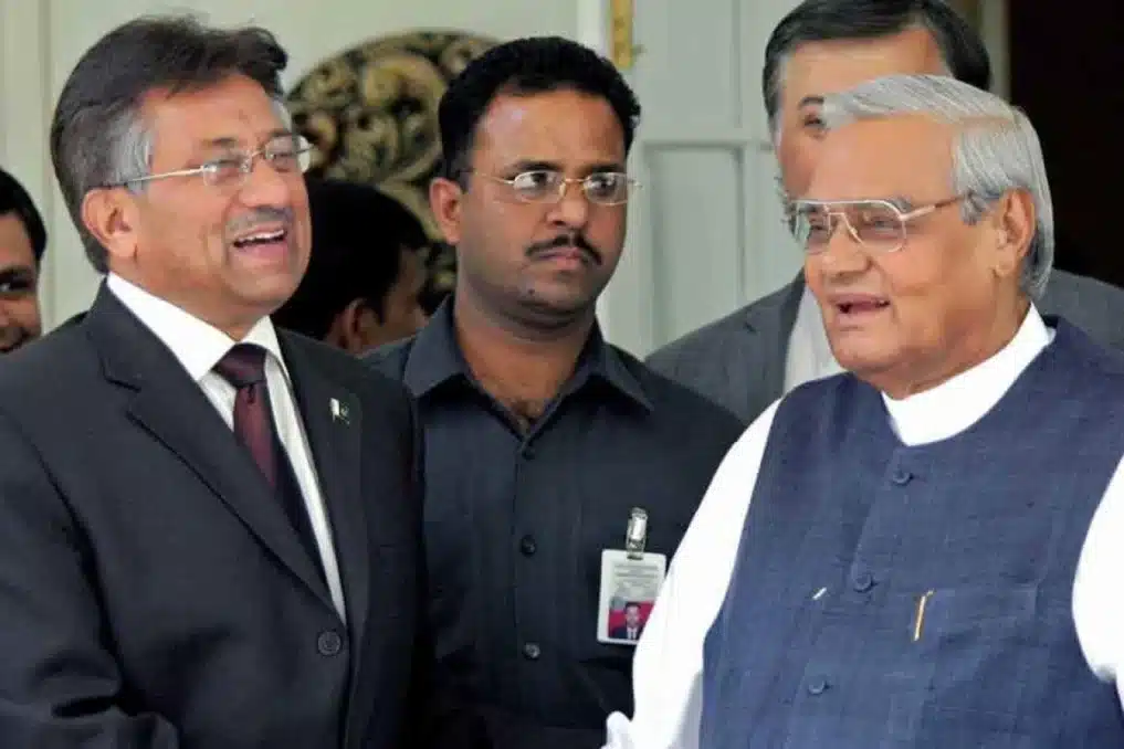 General Pervez Musharraf with Indian Prime Minister Atal Bihari Vajpayee in Lahore. 
