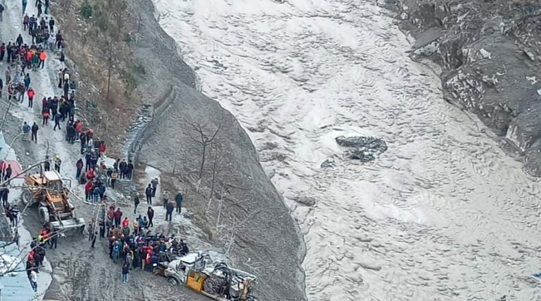 Rescue operations underway near Dhauliganga hydropower project in Chamoli district on Sunday due to Glacial Lakes outburst Picture Source: The Telegraph