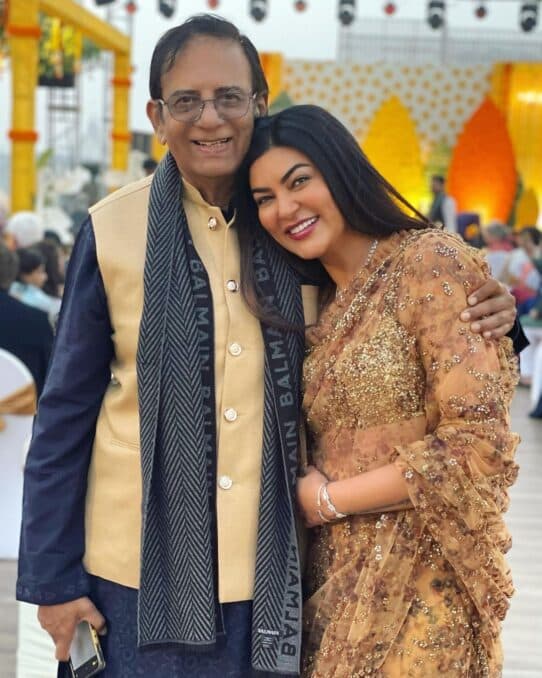 Sushmita Sen with her father