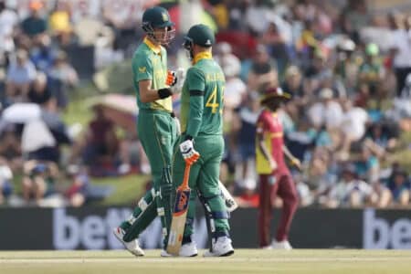Klassen smashes Hundred as South Africa level series