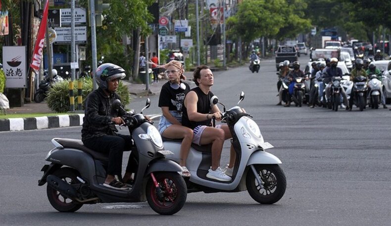 Bali to prohibit tourists from renting motorbikes - Asiana Times