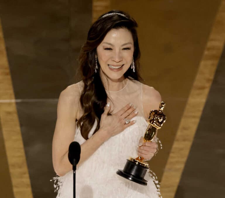 Everything Everywhere All at Once' wins 7 Oscars - Asiana Times