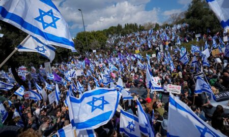 Netanyahu fires defence minister, hostile mass protests in Israel - Asiana Times