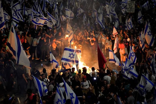 Netanyahu fires defence minister, mass protests in Israel - Asiana Times