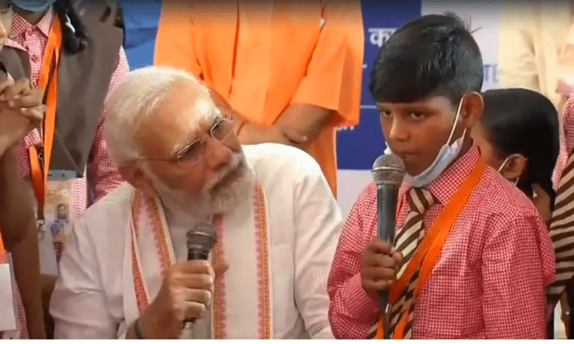 PM Modi with a child in Varanasi