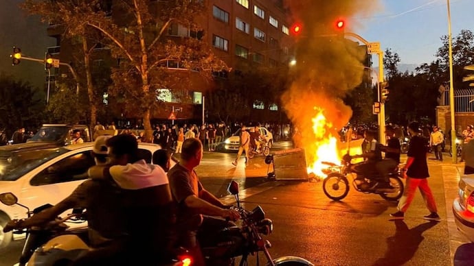 Iranians hit the street