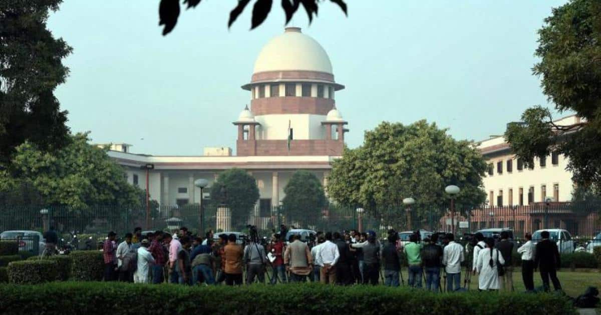 Media outside the Highest Court of India, i.e Supreme Court of India.