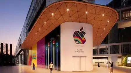 Apple’s First India Retail Store - 1 - Asiana Times