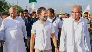 Mallikarjun Kharge (left), Rahul Gandhi (Centre), Bhupesh Baghel (Right)