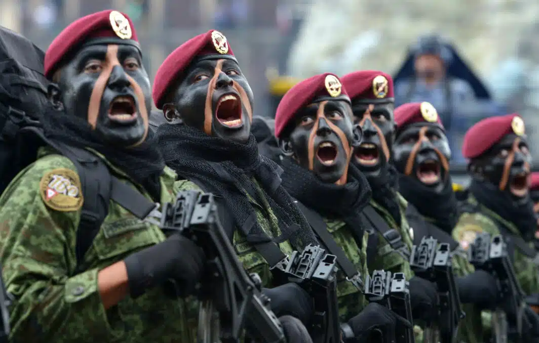 Mexican Special Forces similar to those who defected to form the Los Zetas Cartel. 