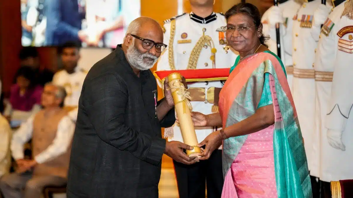 Actress Raveena Tandon awarded Padma Shri, among others - Asiana Times