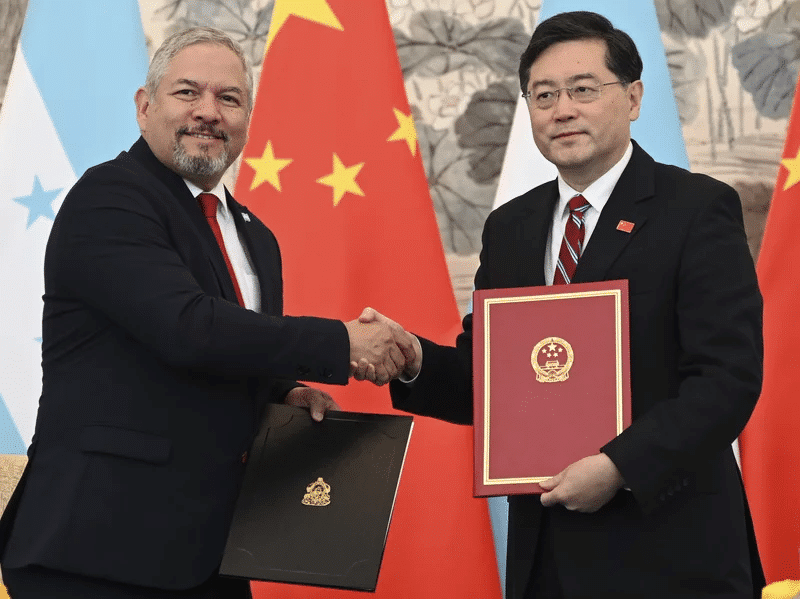 China and Honduras improves ties
