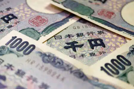Japanese Yen Stays Stable Amid Upcoming Reforms - Asiana Times