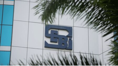 Deadline -SEBI Imposes 2 Year Ban on CARE Ratings Ex-CEO. - Asiana Times