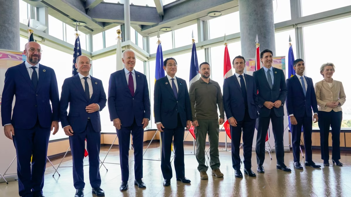 Leaders of the G7 meet, with Ukrainian President, Volodymyr Zelensky