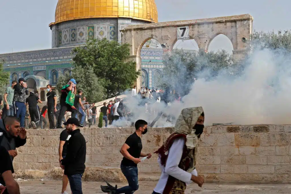 Israeli forces attacked Masjid Al-Aqsa