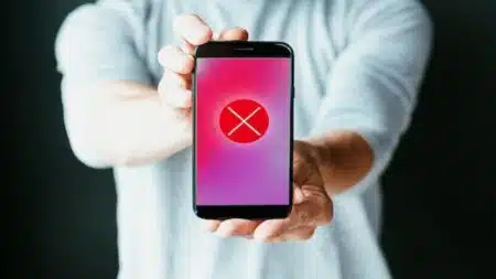 India Blocks 14 Mobile Messenger Apps Used by Terrorists - Asiana Times