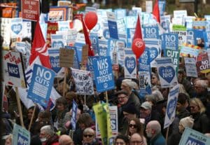 UK's Workers on Strike Due to Soaring Inflation - Asiana Times