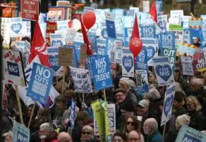 UK's Workers on Strike Due to Soaring Inflation - Asiana Times