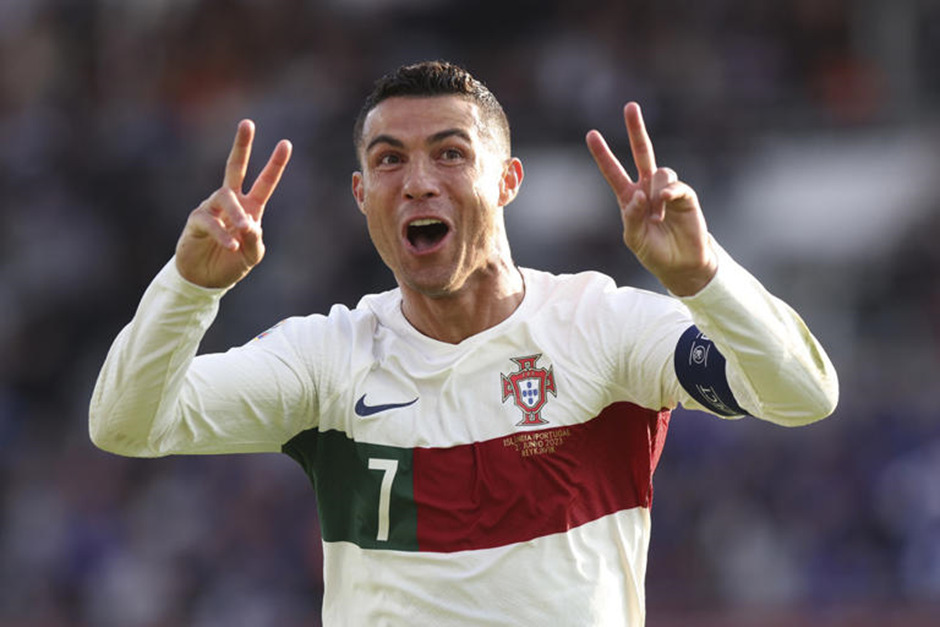 Ronaldo now has 5 goals in 4 matches in the Euro qualifiers
