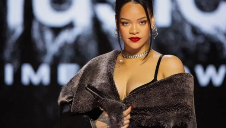 Rihanna shifts roles