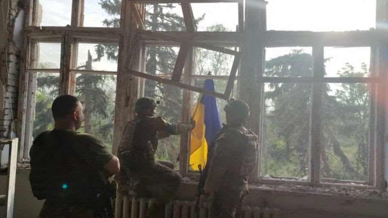 Intensifying Conflict in Eastern Ukraine Claims Lives  - Asiana Times