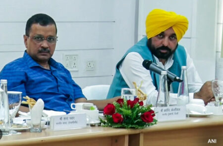 AAP-­Congress tiff clouds opposition unity in Patna. - Asiana Times