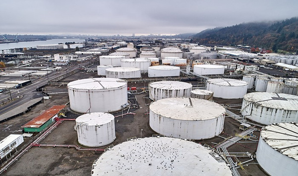 This Picture shows the Fossil fuel Industries in Oregon county. 