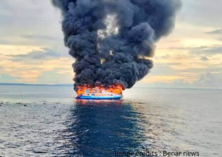 Fire engulfs Philippines ferry - Asiana Times