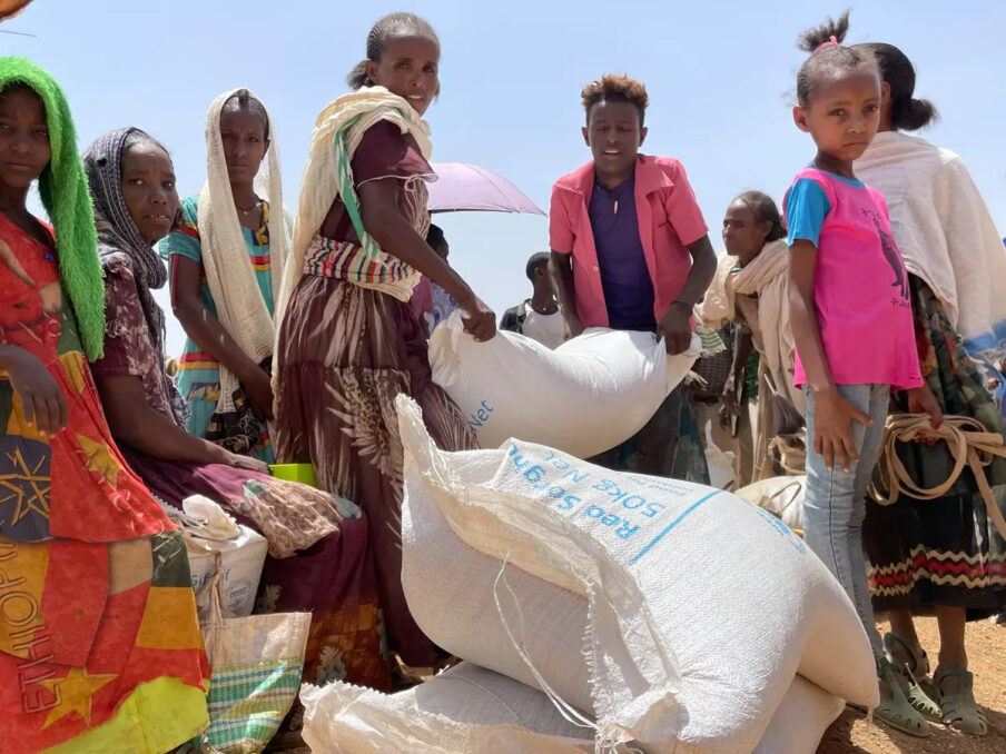 After widespread thievery, food aid suspended in Ethiopia - Asiana Times
