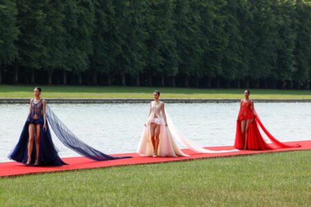 Jacquesmus Le Chouchou Fall 2024 Collection: A Regal Fusion of Fashion and History at the Palace of Versailles - Asiana Times