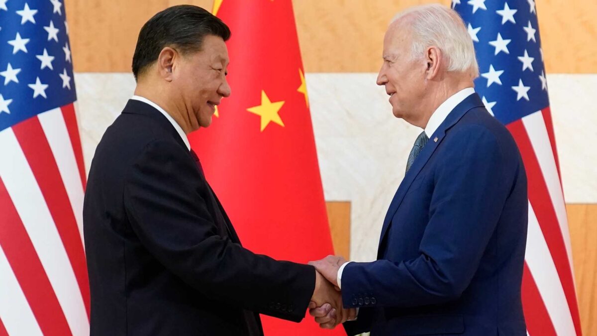 US Pres Biden & Premier Xi in a bilateral meeting. The US-China Chip war is escalating constantly putting the two in a horn lock.