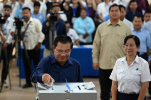 Prime Minister Hun Sen wins his 40th year as an "autocratic" - Asiana Times
