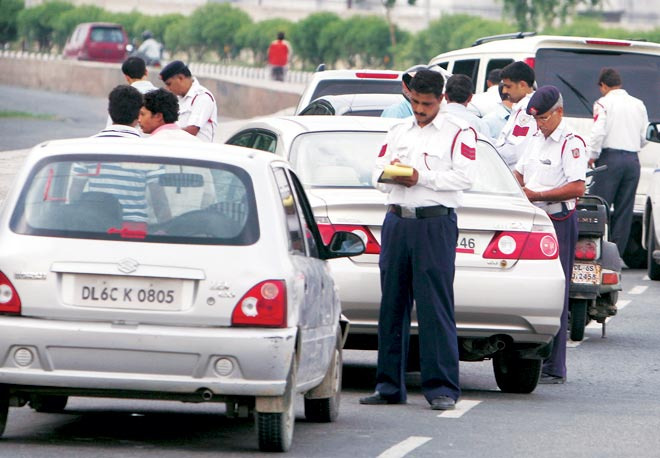25% Traffic Violations in NCR: Faulty Road Engineering - Asiana Times