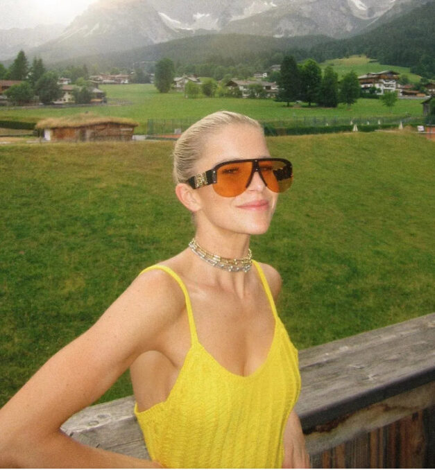 Oversized Sunglasses: A Fashion Comeback with Futuristic Flair and Classic Charm! - Asiana Times