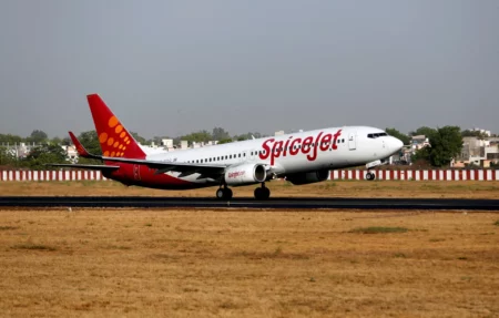 SpiceJet Aircraft Engulfed in Flames at Delhi Airport   - Asiana Times