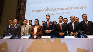 Thailand's PM candidate Pitawith his 8 party alliance 