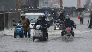 Waterlogged, Mumbai, Rains, Red Alert