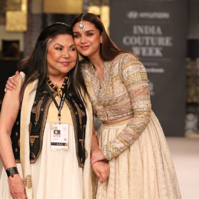 Aditi Rao Hydari turn heads showcasing ‘royal’ look - Asiana Times