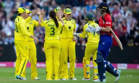 Beth Mooney leads the Australian women to a thrilling T20 victory - Asiana Times