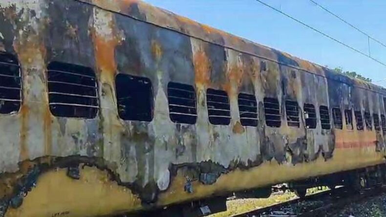 Massive fire breaks out in Bharat Gaurav Tourist Train in Madurai - Asiana Times
