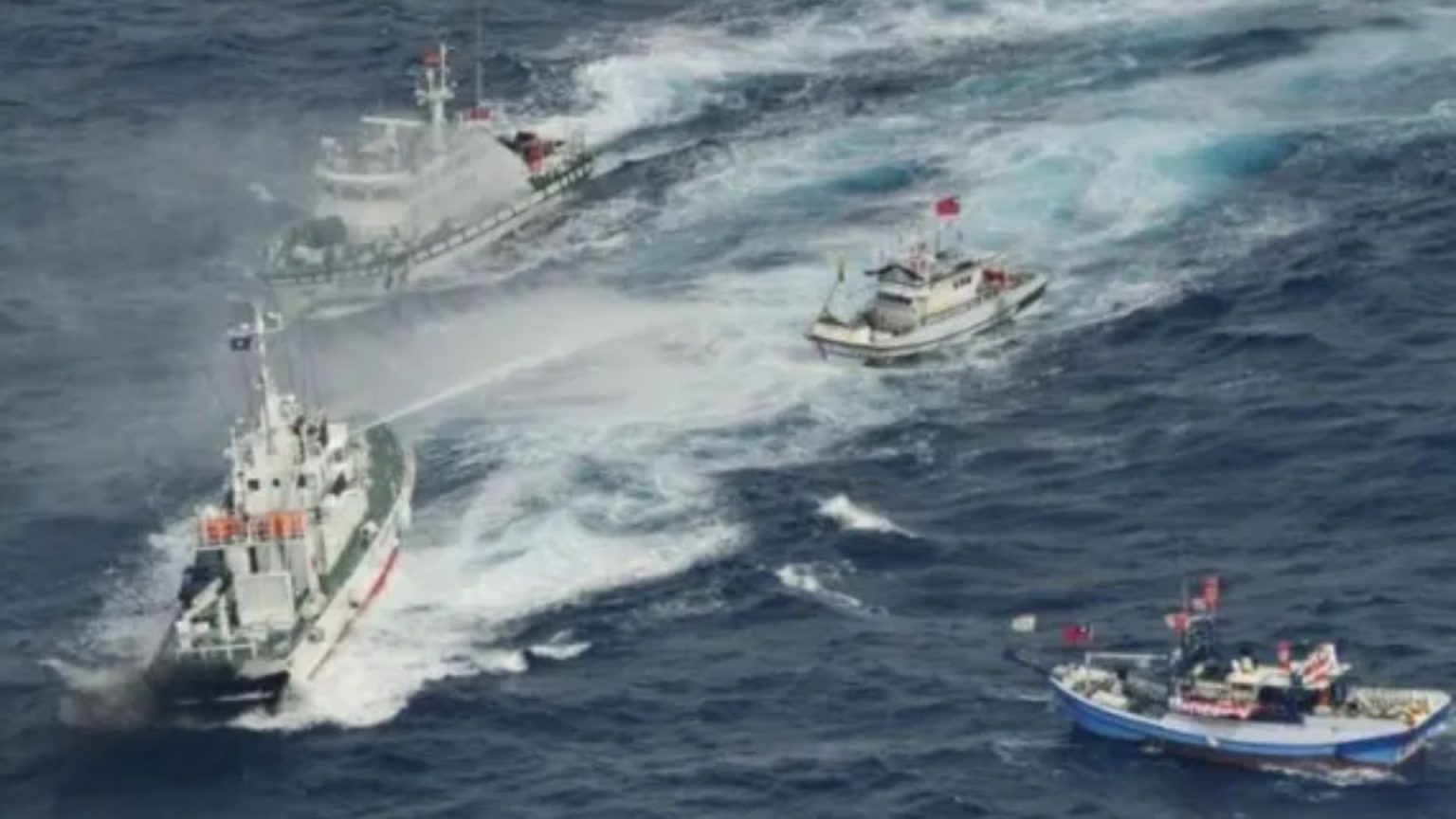 Chinese Coast Guard Sprays Water on Philippine Boat - Asiana Times