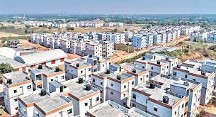 KCR to distribute 2BHK houses in Hyderabad