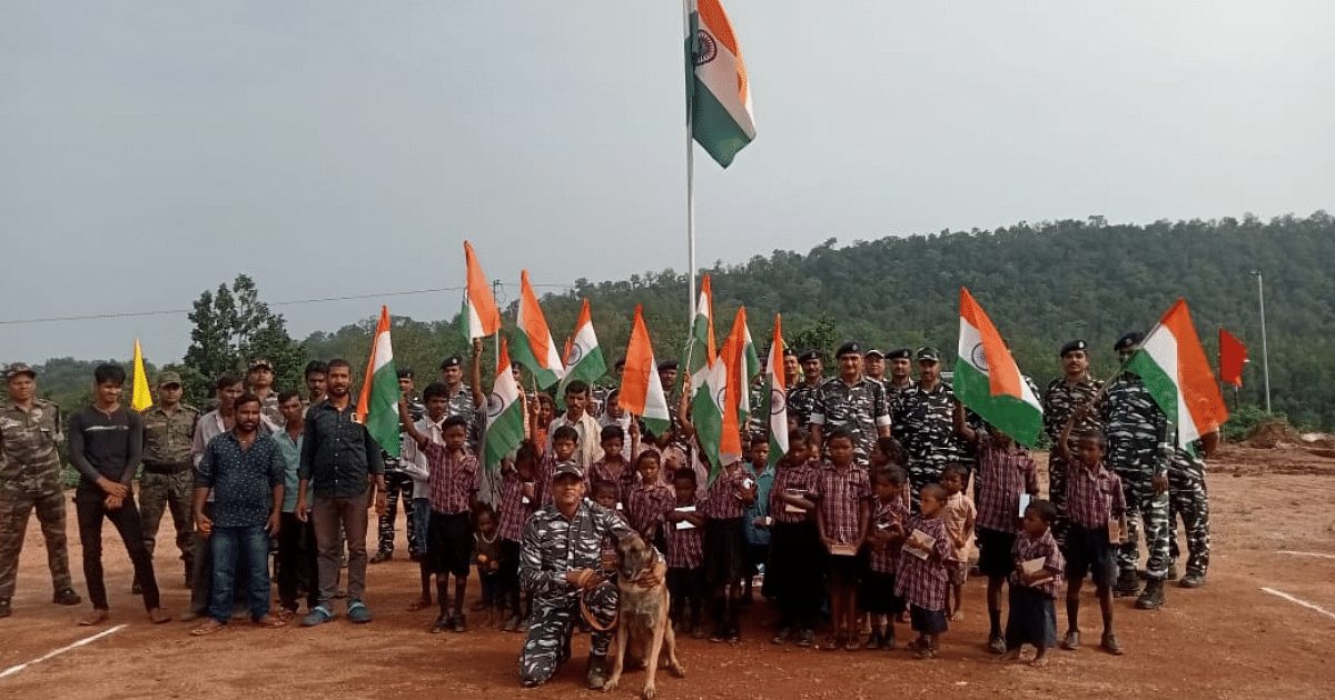 Indian flag hoisted in Maoist-hit villages 