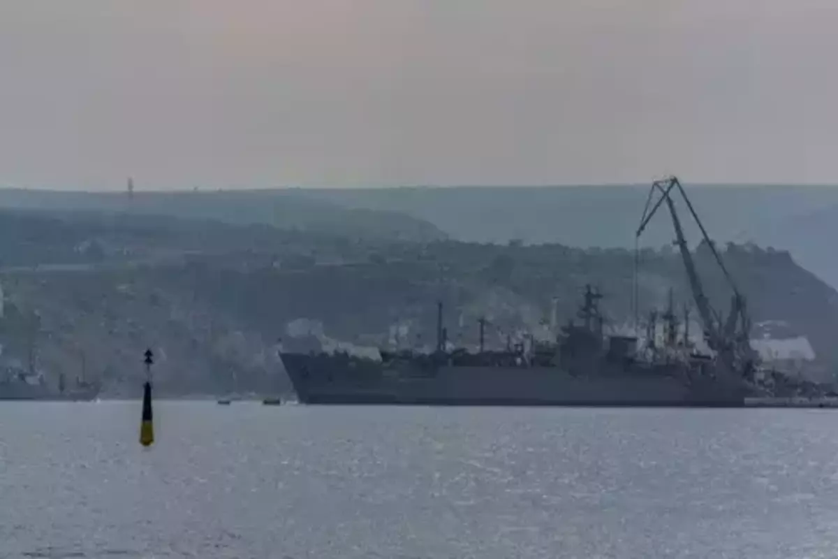 Russia says - 4 Ukrainian Military Troop Boats: On Black Sea.