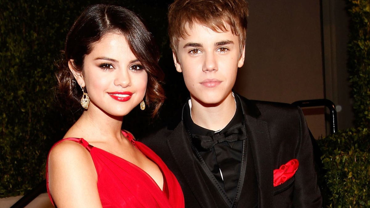 Selena Gomez converses about her first love - Asiana Times