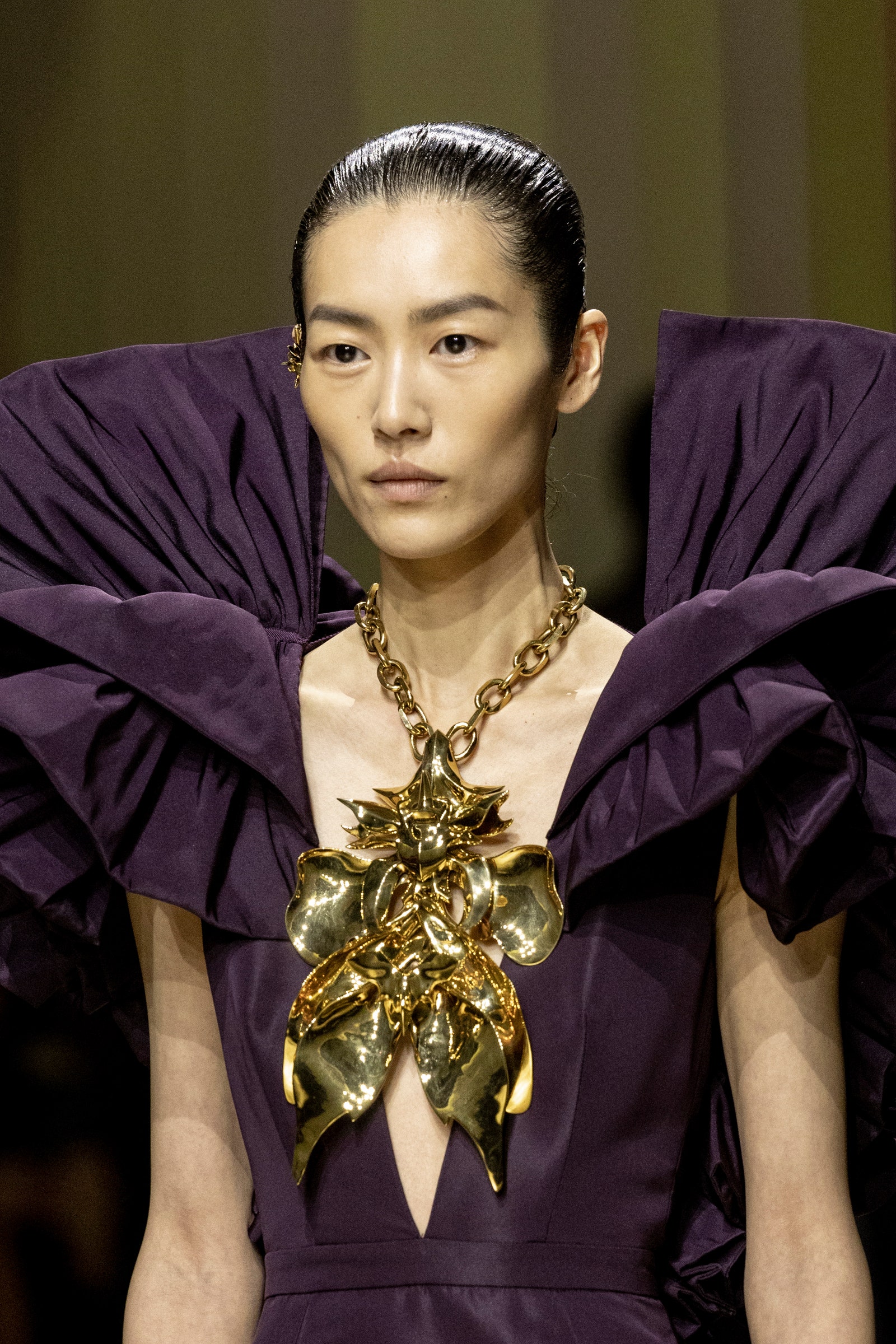 Fall 2024 Jewelry Trend Report: A Fusion of Classic and Avant-Garde - Asiana Times