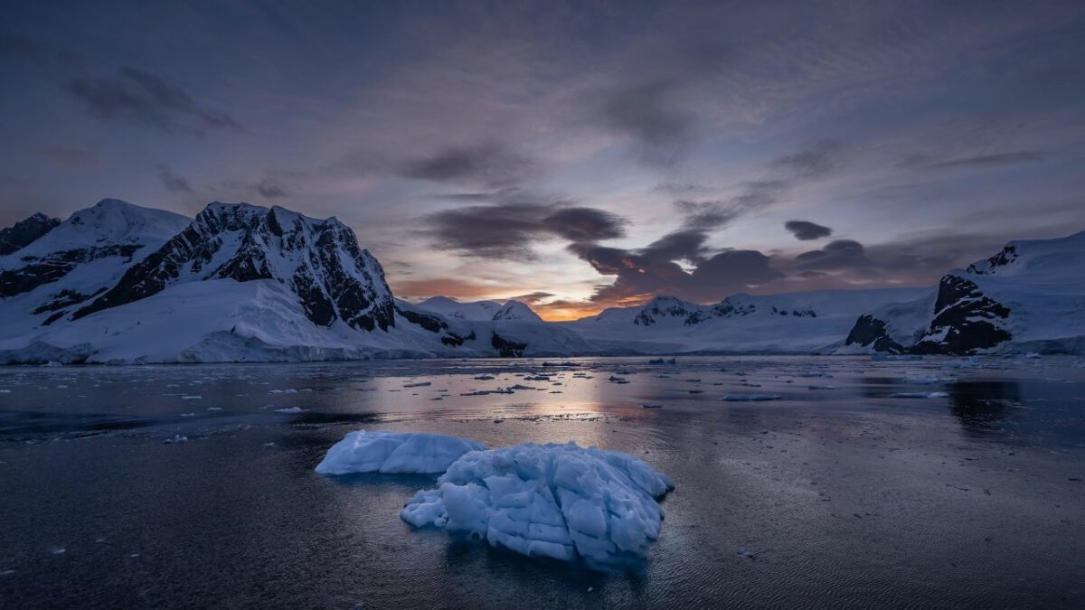 Antarctica: Argentina-sized sea ice chunk missing from continent - Asiana Times