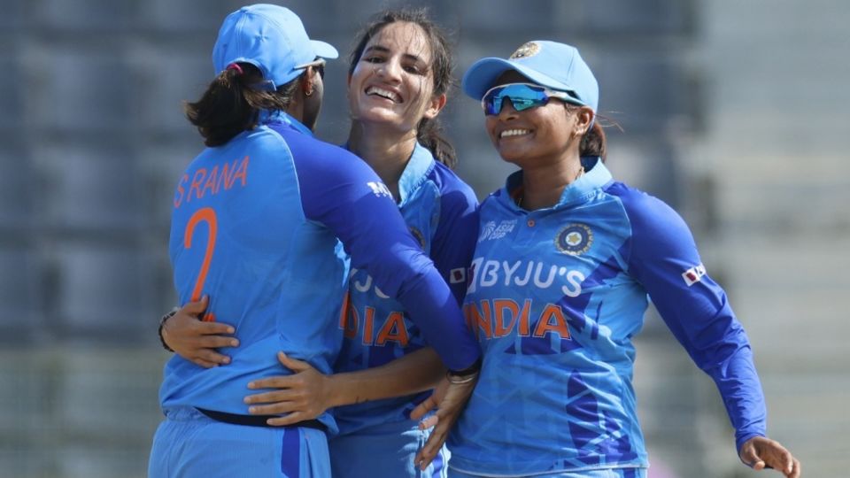 Renuka Singh struck thrice inside the powerplay, India vs Sri Lanka, Final, Women's T20 Asia Cup, Sylhet, October 15, 2022
